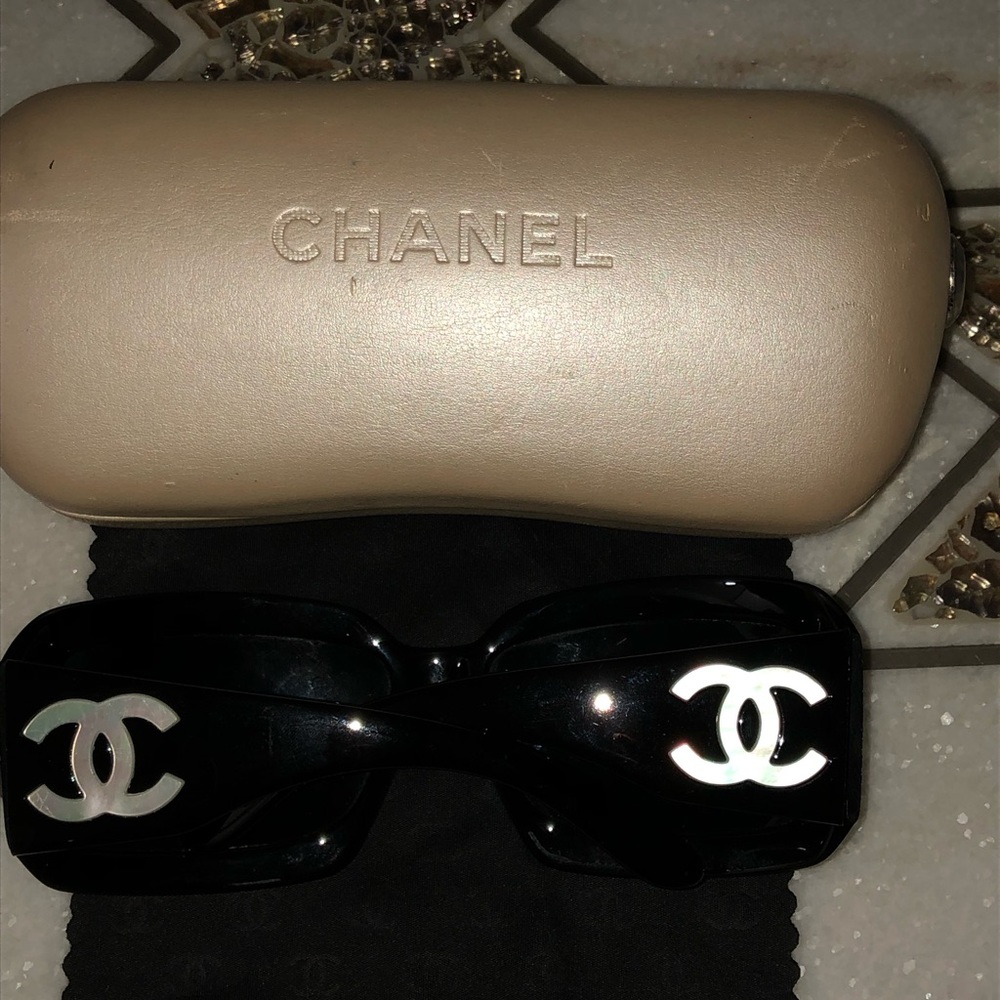 Chanel Sunglasses - Picture 5 of 7